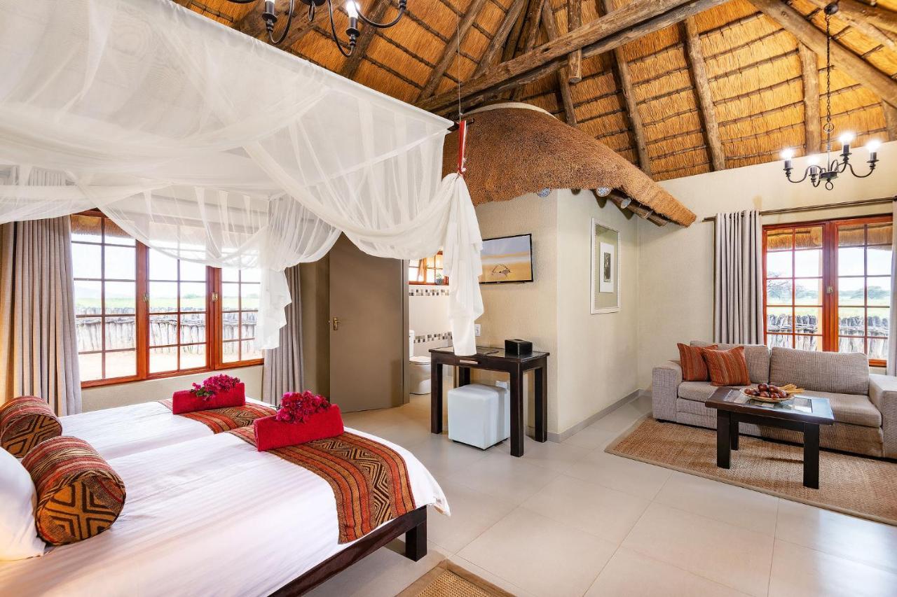 Frans Indongo Lodge Otjiwarongo Exteriér fotografie