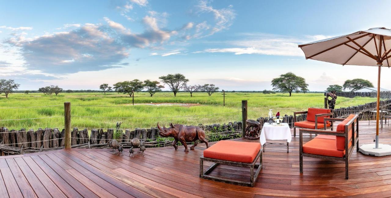 Frans Indongo Lodge Otjiwarongo Exteriér fotografie