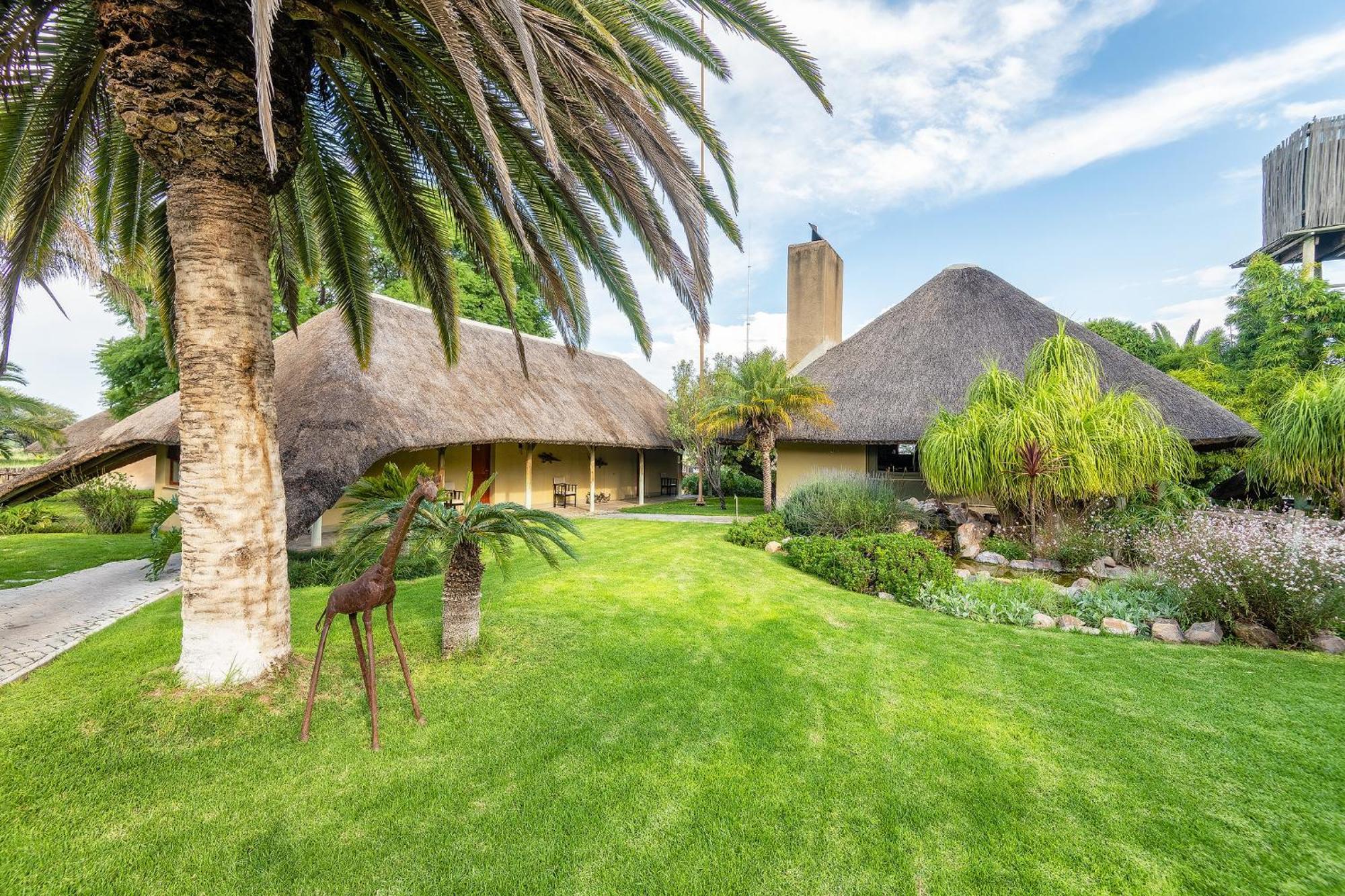 Frans Indongo Lodge Otjiwarongo Exteriér fotografie